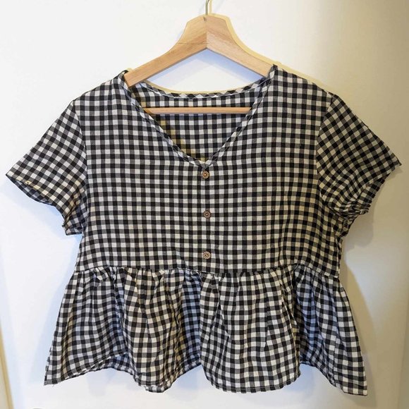 ⚡ Cotton-Blend Gingham Blouse with Wooden Buttons *flaw* Picnic Cottagecore Vibe - Picture 3 of 6